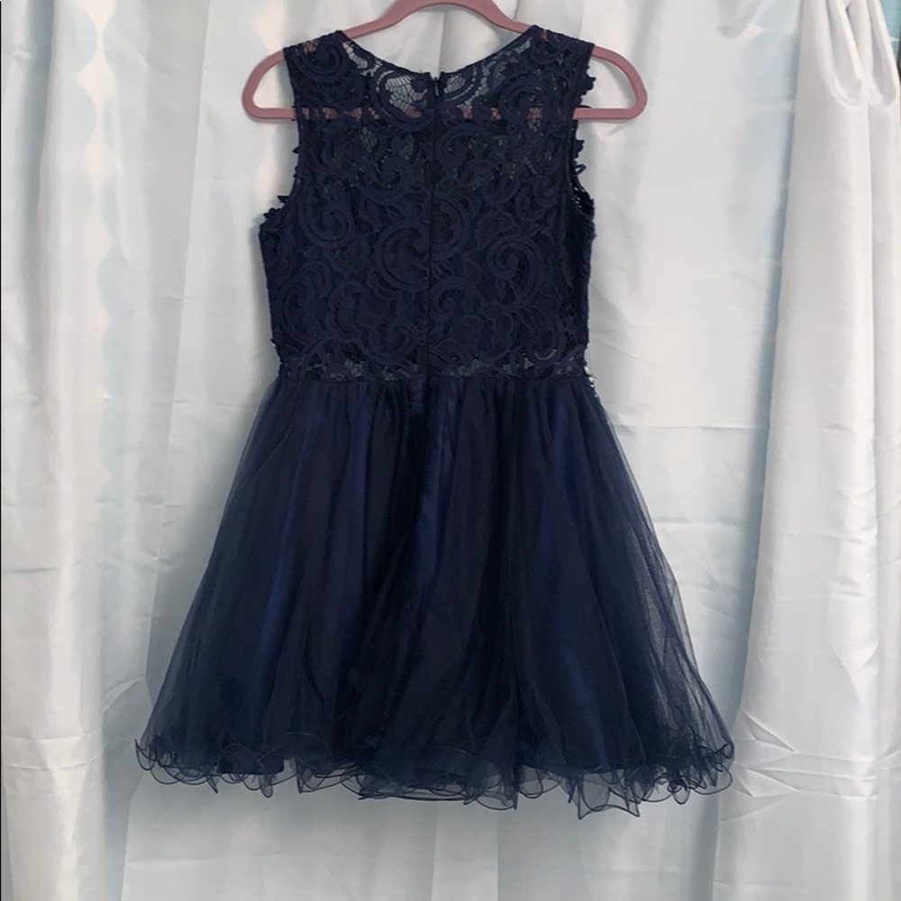 Dress - Picture 4 of 5